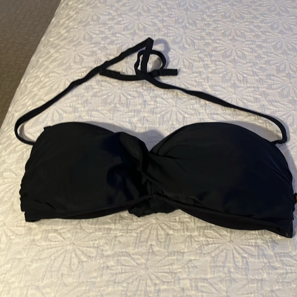 Black la vie en rose aqua bikini top with foam cups and ruching
